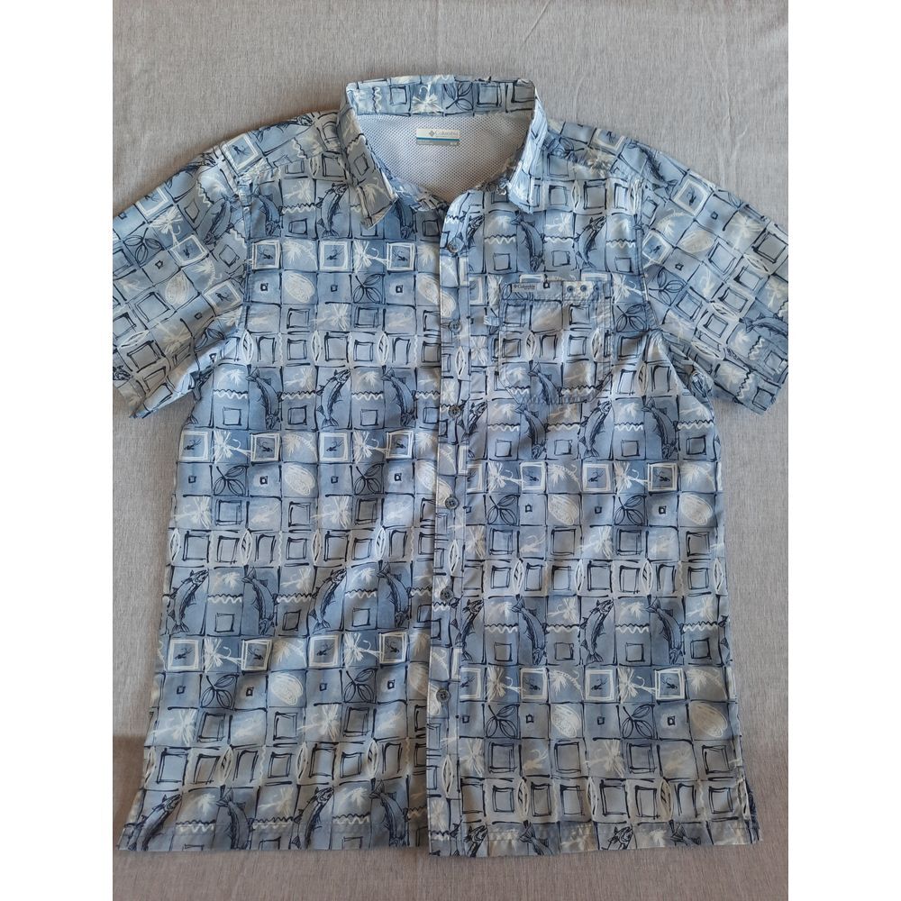 Columbia Sportswear Men Medium Art Logo Allover Print Vent Button Shirt S/S Blue